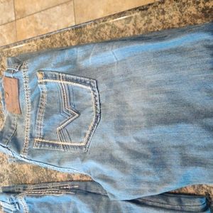 New Cody James Jeans, 32x34, medium tint, 100% Cotton